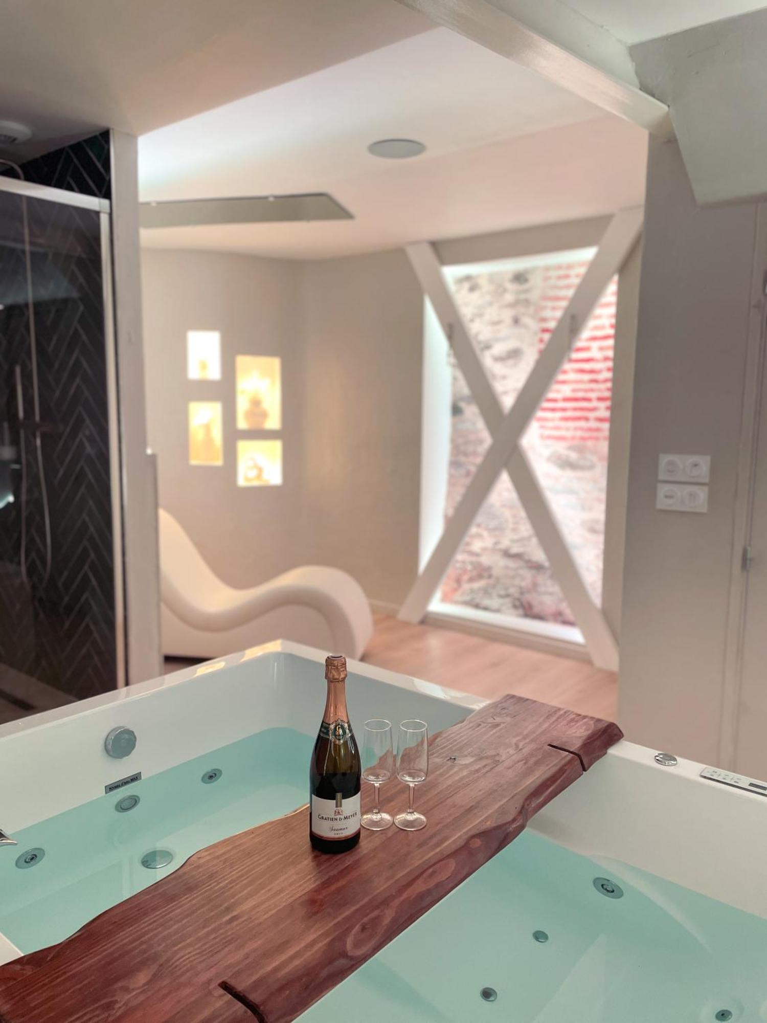 A La Folie - Loft & Spa Montrevault Dış mekan fotoğraf